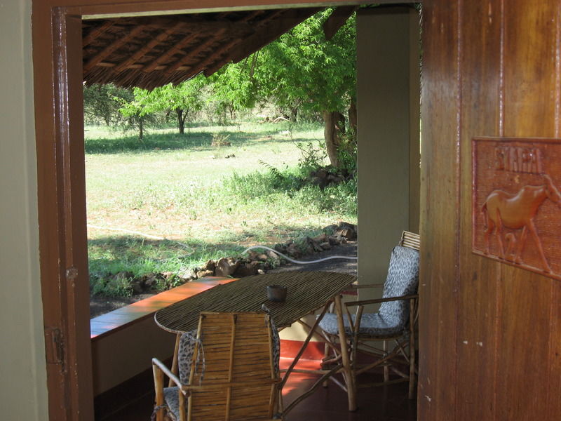 Severin Safari Camp Tsavo Экстерьер фото