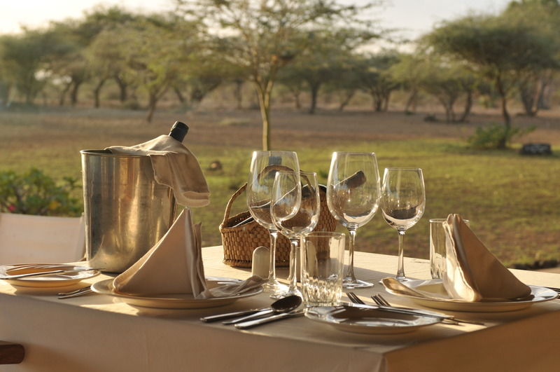 Severin Safari Camp Tsavo Экстерьер фото